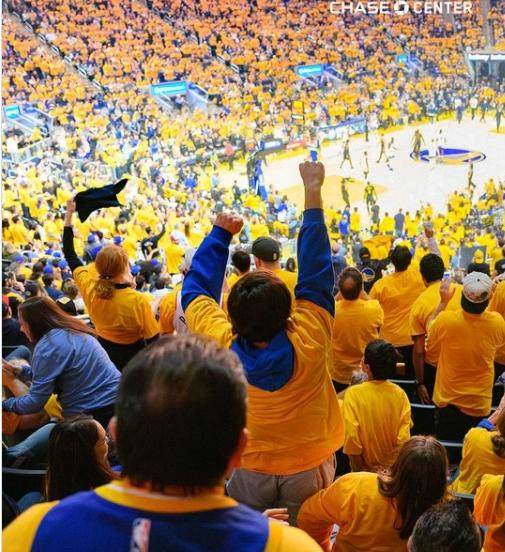 手游-【现场】大通中心重现金色时代 勇士未来仍有梦想