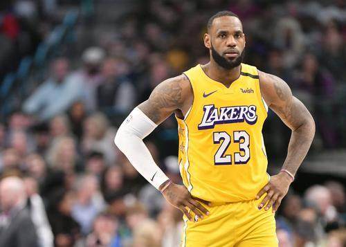 九游云游戏-【人物】36岁仍在进化！詹皇，您再不老其他人都疯了