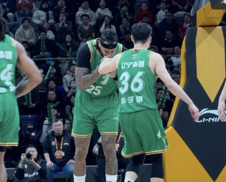 九游云游戏-莫兰德：鄢手骐是我的好兄弟，我为他的出色表现感到开心